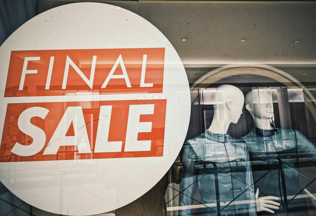 retail air conditioning,shop cooling,customer comfort cooling,retail air conditioning sydney,shop air conditioning near me